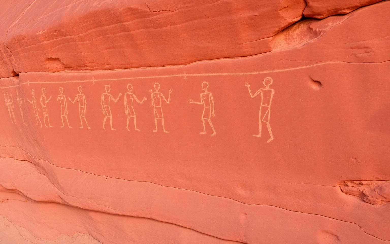 Twyfelfontein Rock Engravings — A Practical Visitor's Guide — Activities guide, Namibia